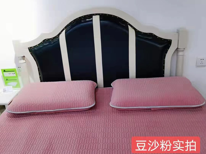 Ӥ�����齺ů��  ��ɫ